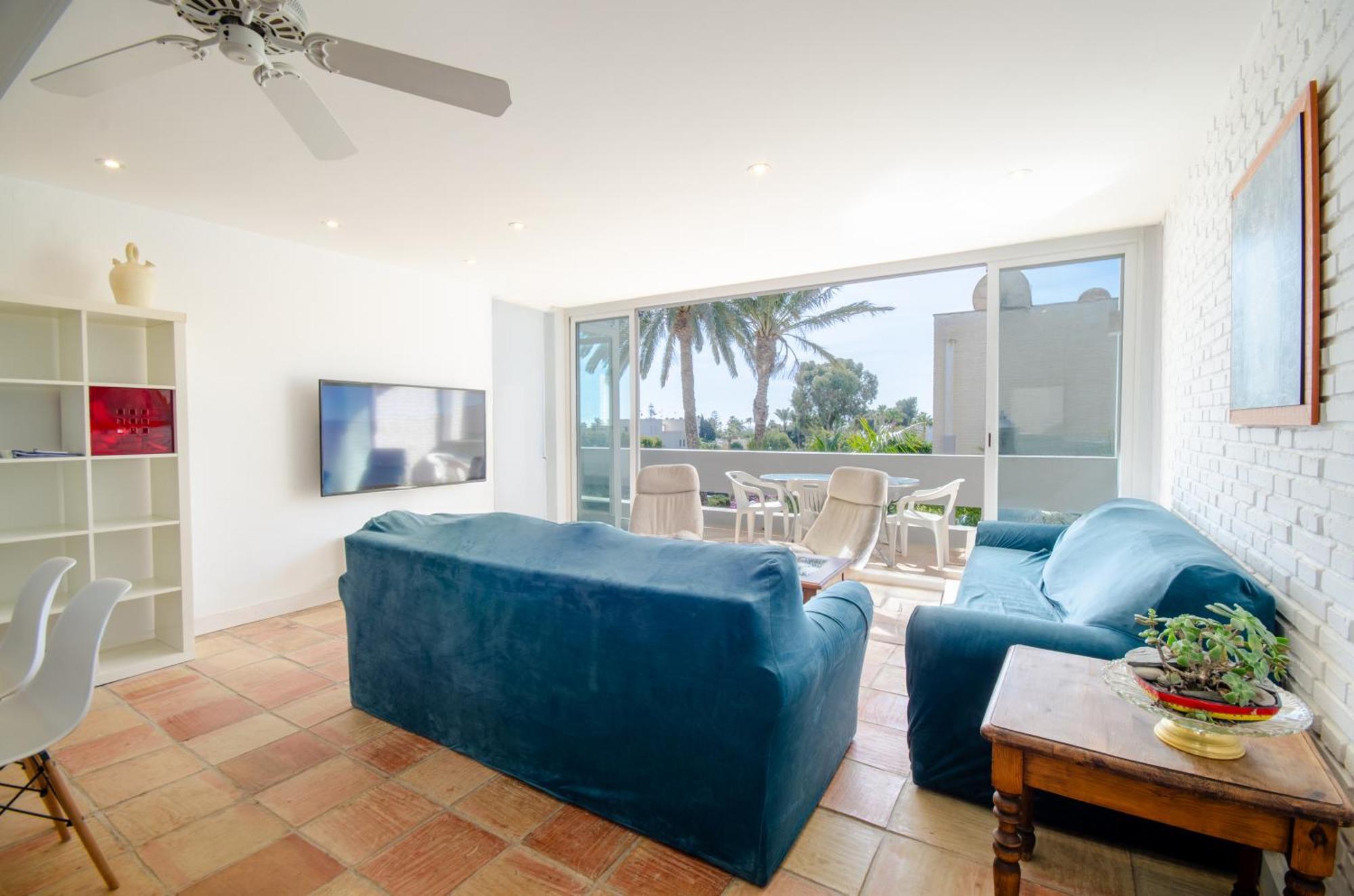 Laberinto 25 Puerto Rey Apartment เบรา ภายนอก รูปภาพ
