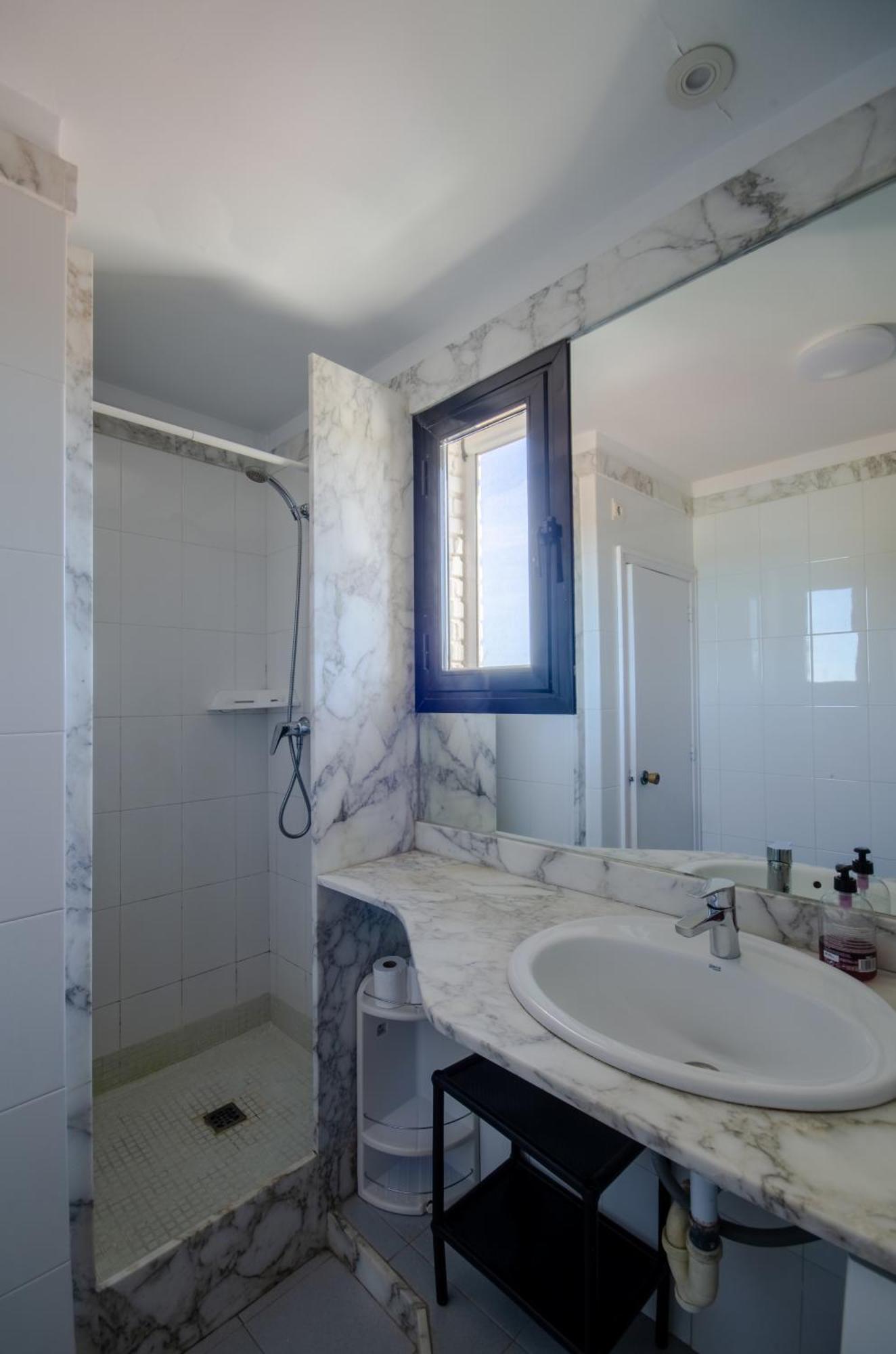 Laberinto 25 Puerto Rey Apartment เบรา ภายนอก รูปภาพ