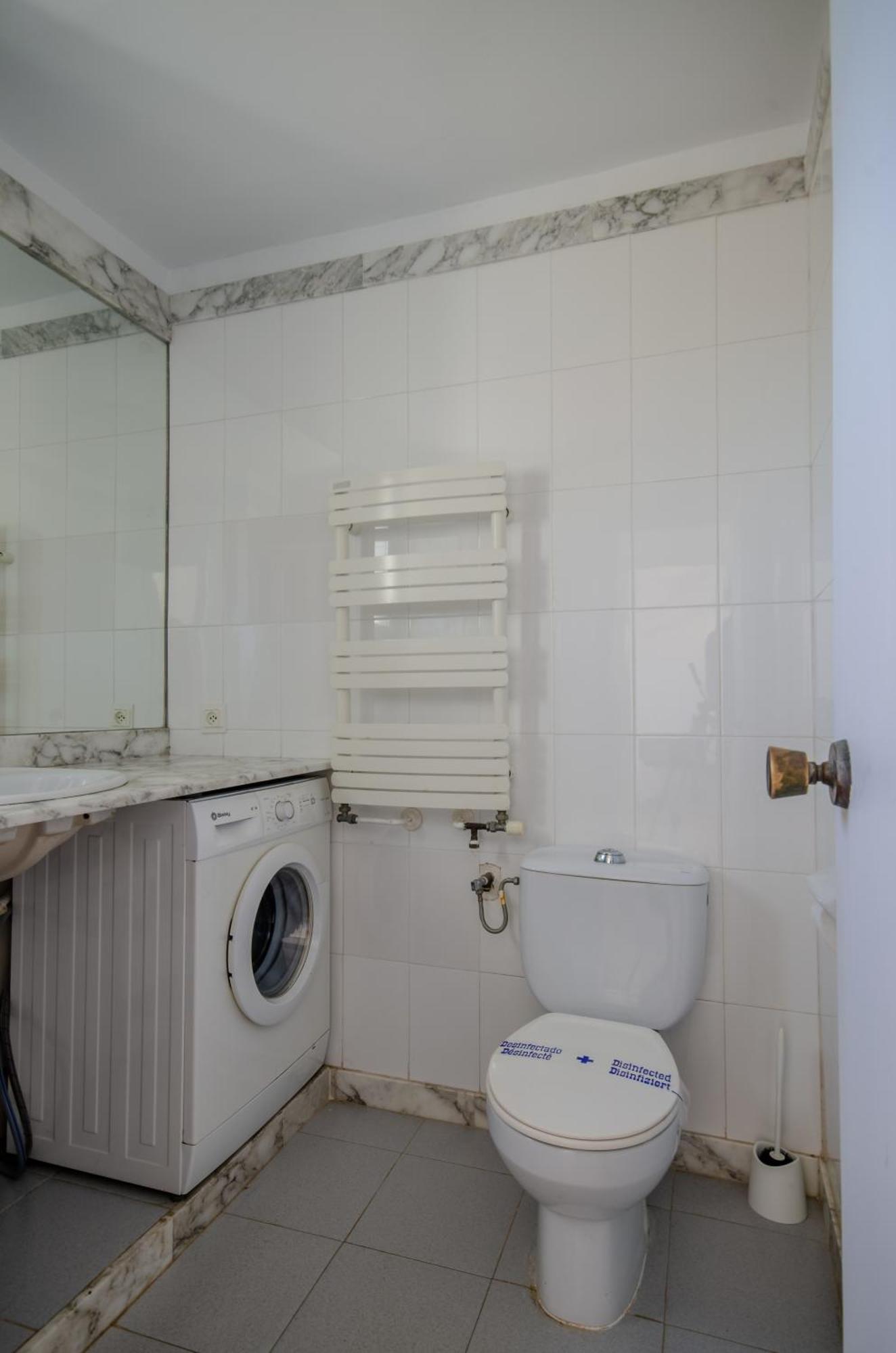 Laberinto 25 Puerto Rey Apartment เบรา ภายนอก รูปภาพ